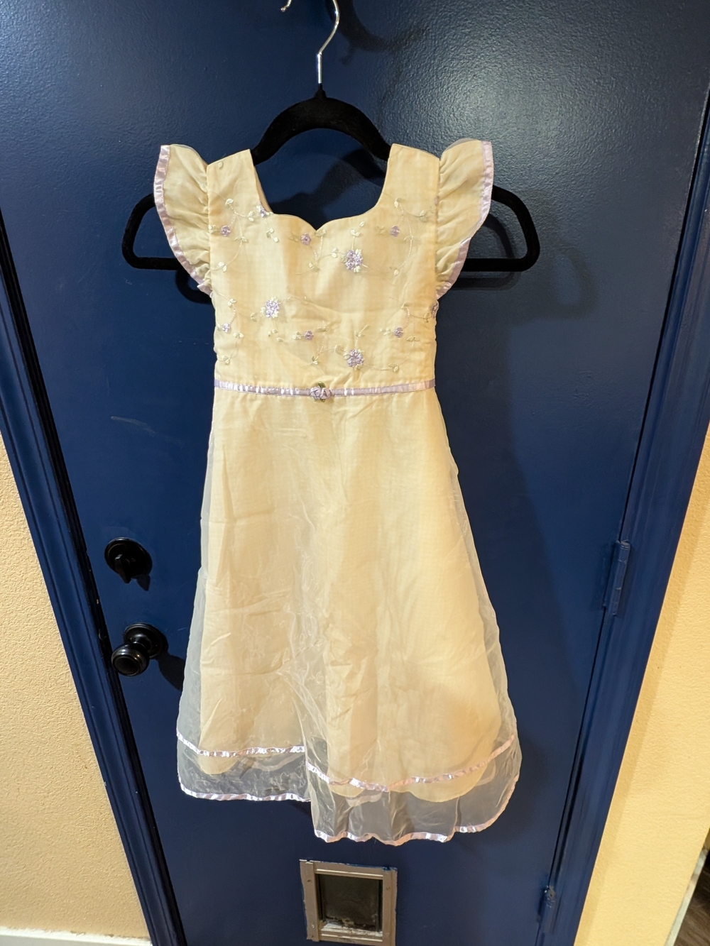 Jona Michelle Girls 6X Yellow Lilac Floral Embroidered Special Occasion Dress